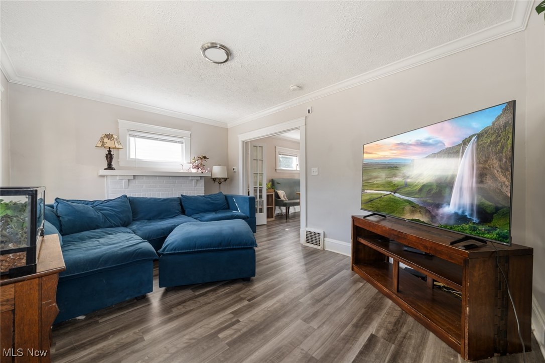 FH Elliots - Residential