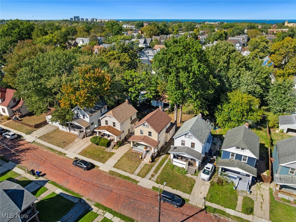 FH Elliots - Residential