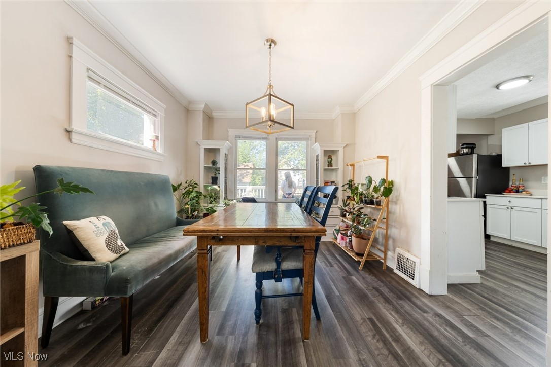 FH Elliots - Residential