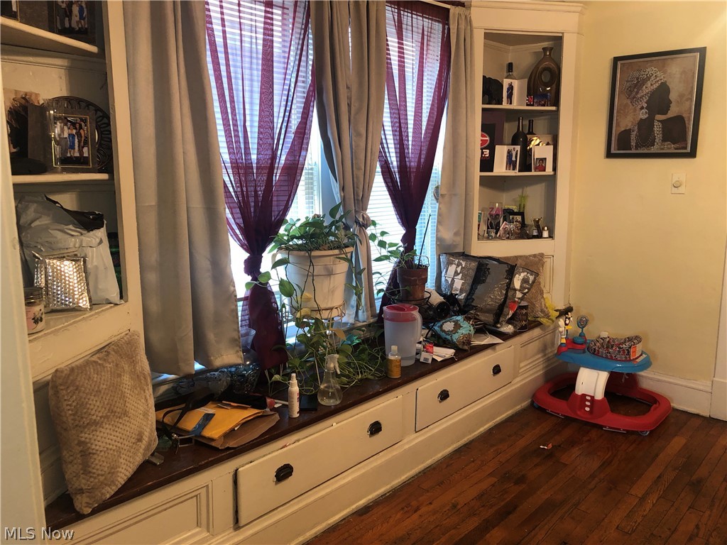 Saint Clair Heights - Residential Income