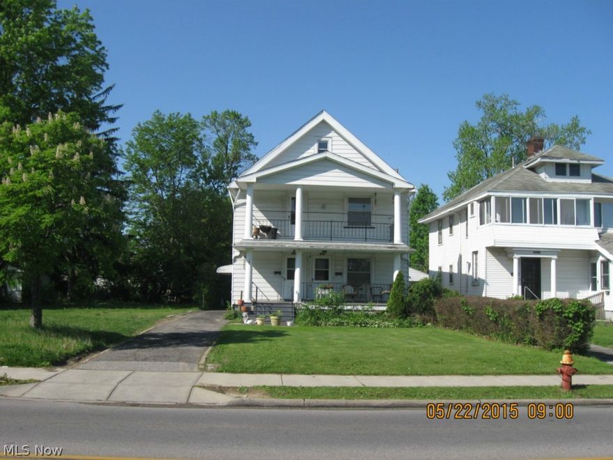 2 Family Home Needs work.