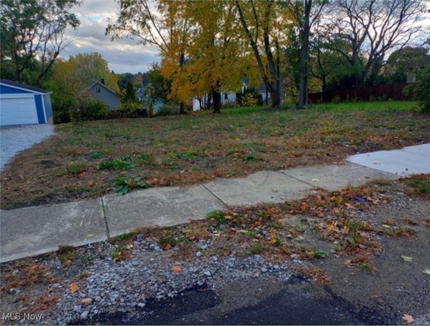 Great opportunity to build in a convenient Barberton location. This lot sits close to restaurants, shopping, and major routes including Rt. 21 and I-76, making commuting a breeze. Just 1/4 mile from Barberton Primary school. Bring your own builder and design the home that fits your lifestyle. City utilities available.