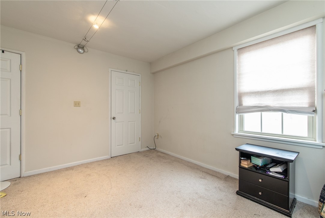 Shaker Courts Condo - Residential