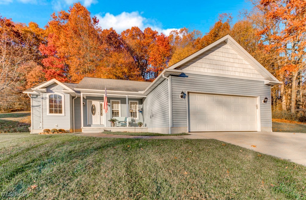 21 Itawamba Trail, Malvern, Ohio image 1