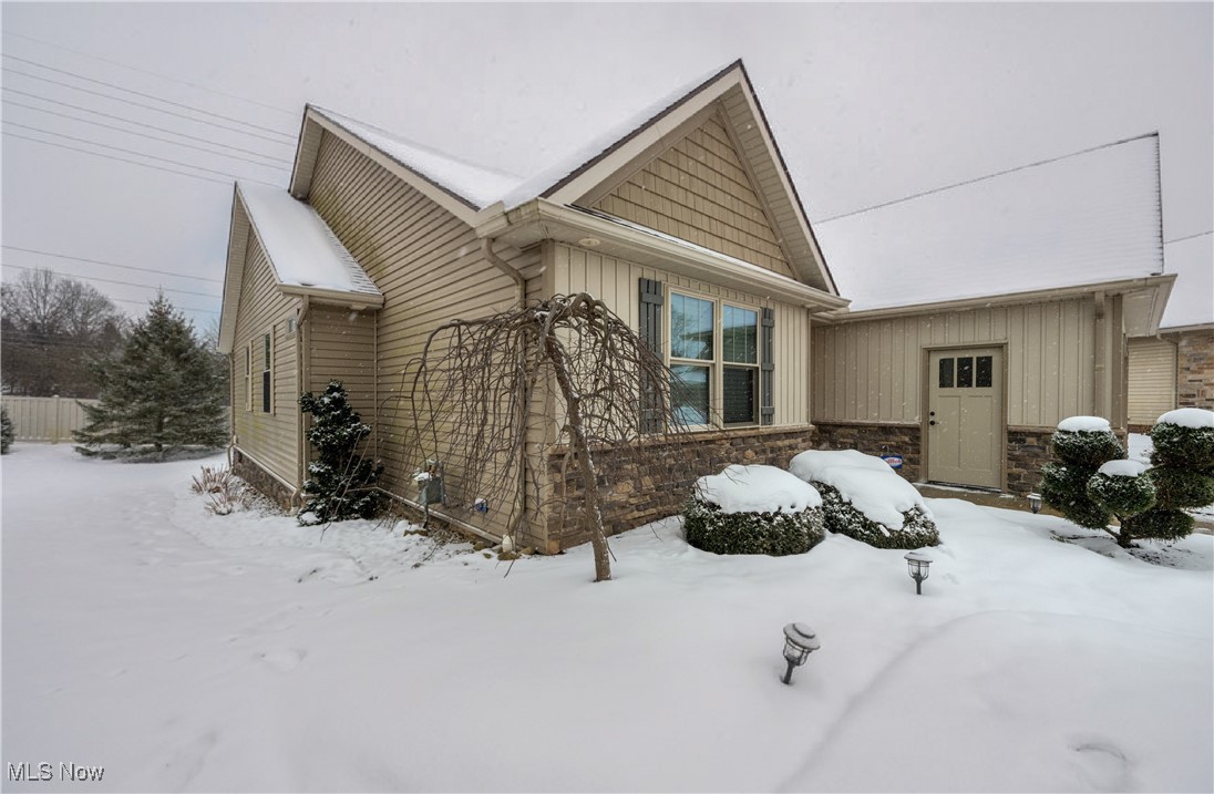 8661 Serenity Drive, Massillon, Ohio image 2