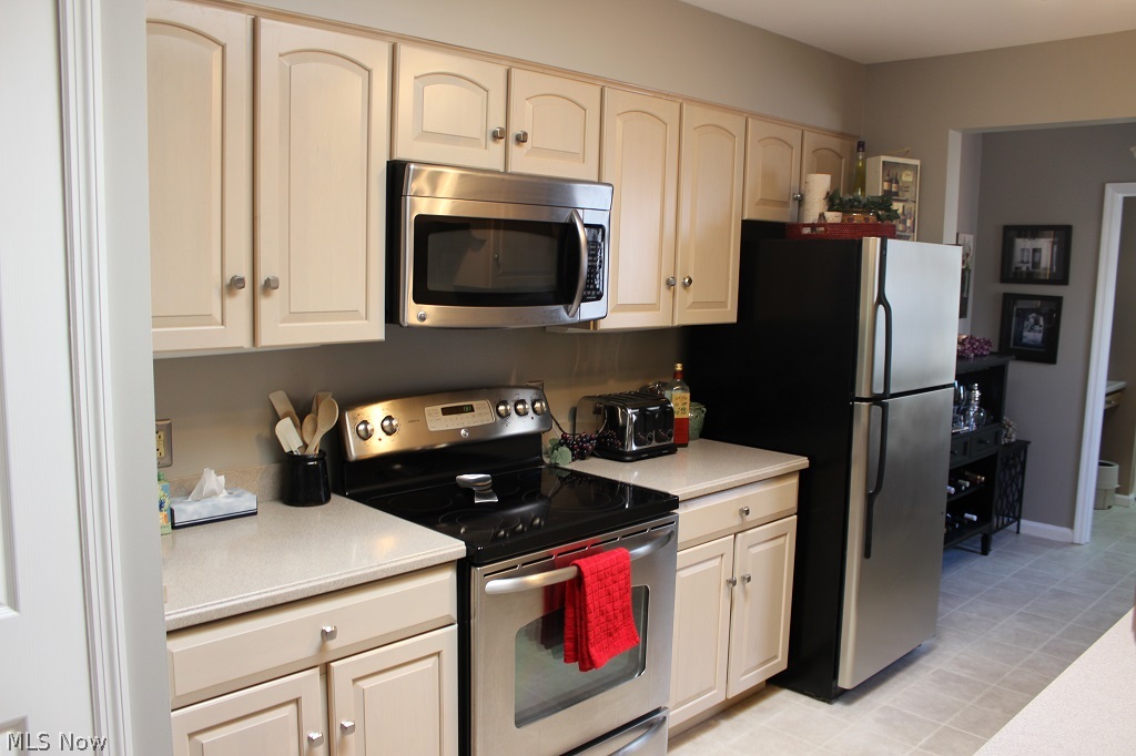 Fore Seasons 02 Condo - Residential