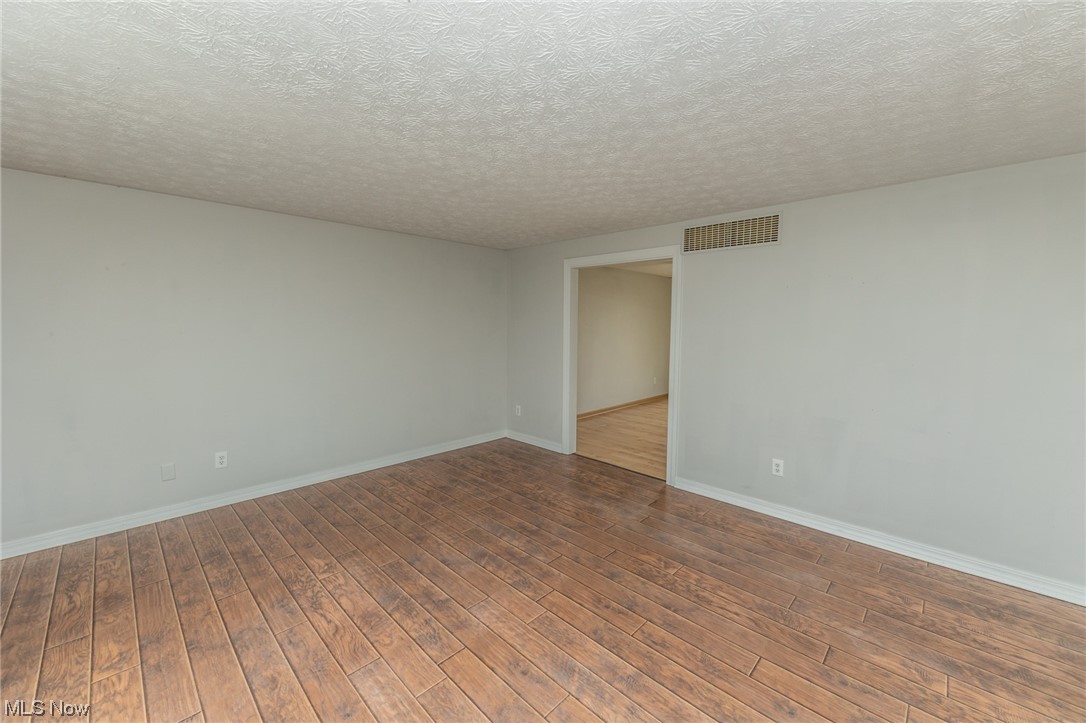 Hoover Lake Heights - Residential
