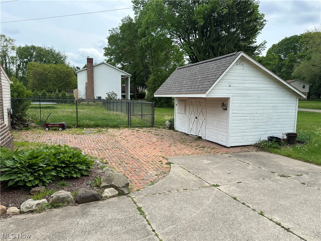 Hoover Lake Heights - Residential