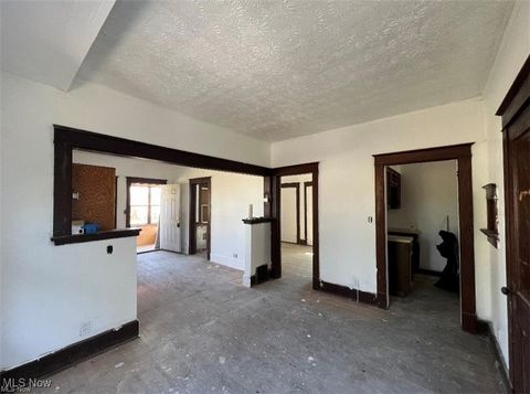 Tiny photo for 2428 Wydesteel Avenue, Youngstown, OH 44505 (MLS # 5179377)