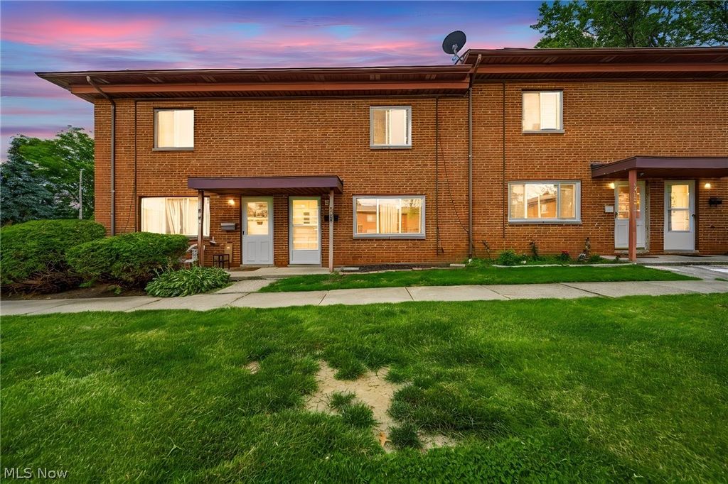 Photo of 1694 Ridgewick Drive, Wickliffe, OH 44092 (MLS # 5219156)