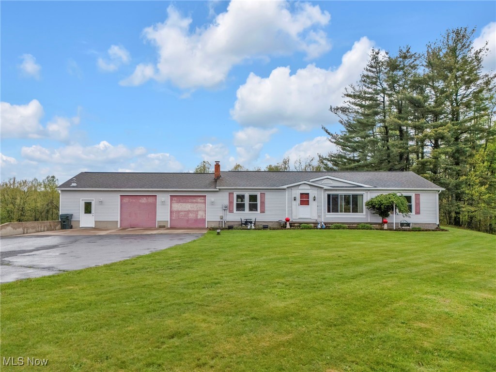 6866 Township Road 310, Millersburg, Ohio image 1