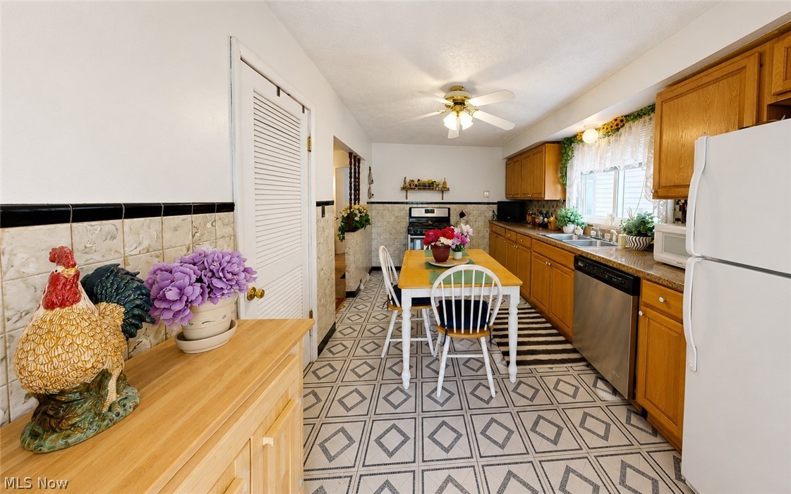 Hiram Lake - Residential