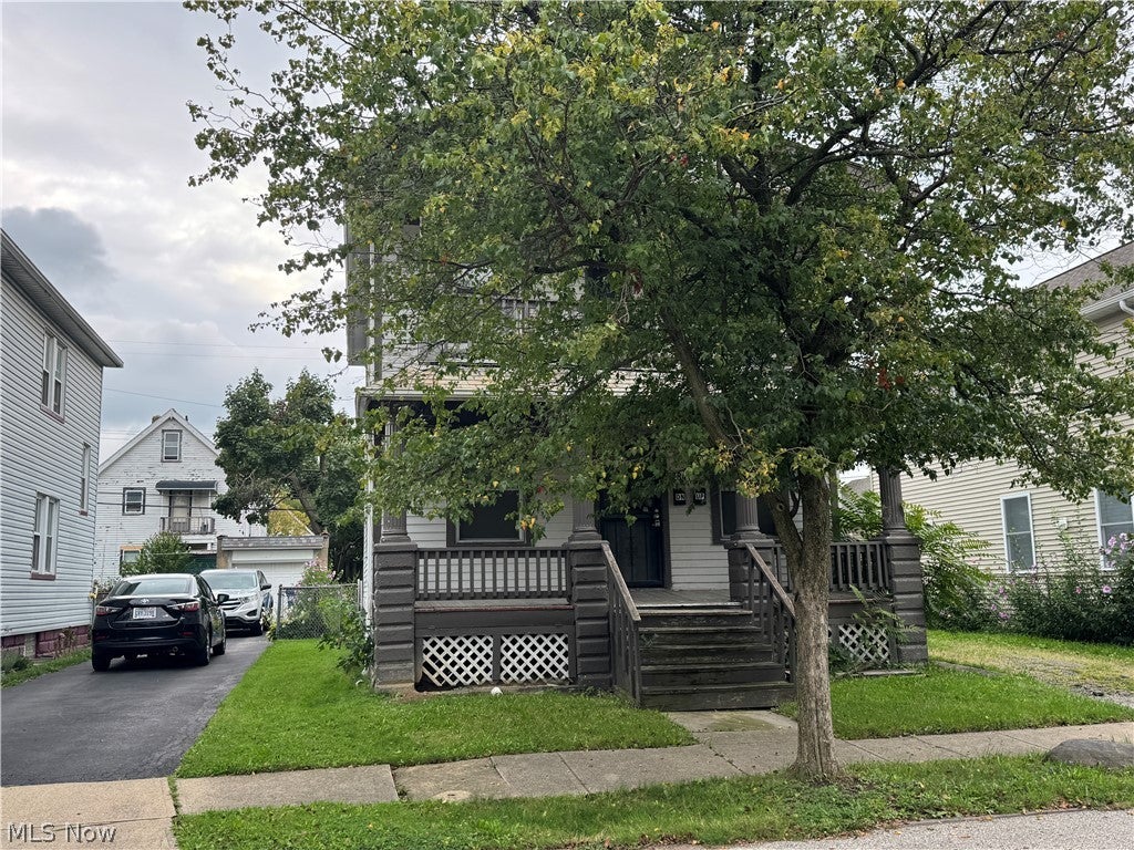 2841 E 125th Street