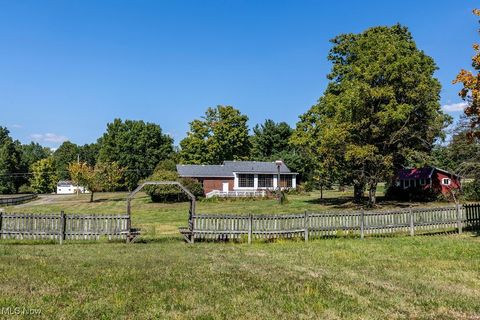 8131 Leffingwell Road Canfield OH 44406