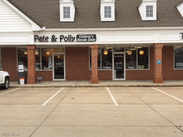 Sale of business only - does not include building. Turn key operation with inventory all ready set for upcoming season. Will offer training and assistance. Website set up with over 7,500 followers. Email list over 500 contacts. Potential for higher sales with extended hours of business. Rent 2400 square foot includes dumpster, window washing, fire extinguishers, and all maintenance on furnace including filters etc. Will transfer existing lease at same price for a 3 year term.