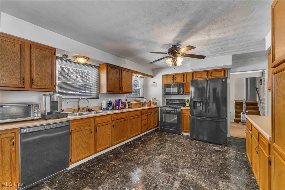 Hitchcock Heights - Residential