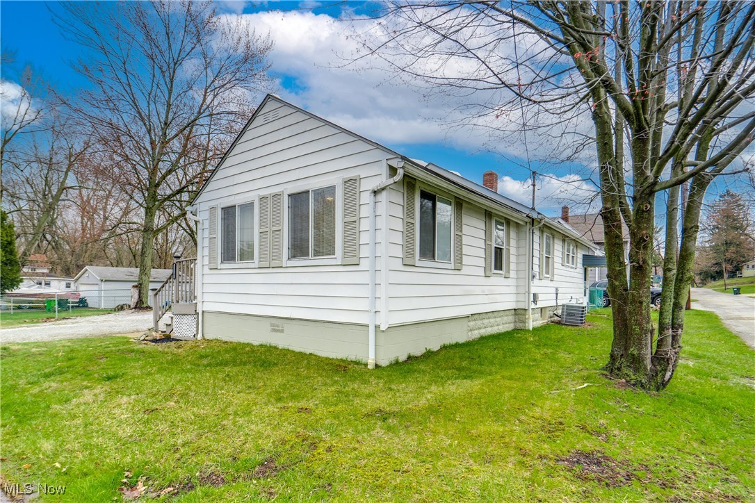 1517 2nd Street, Lakemore, Ohio image 22