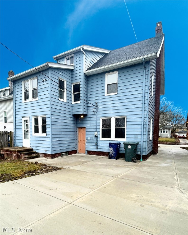 3258 E Berkshire Road