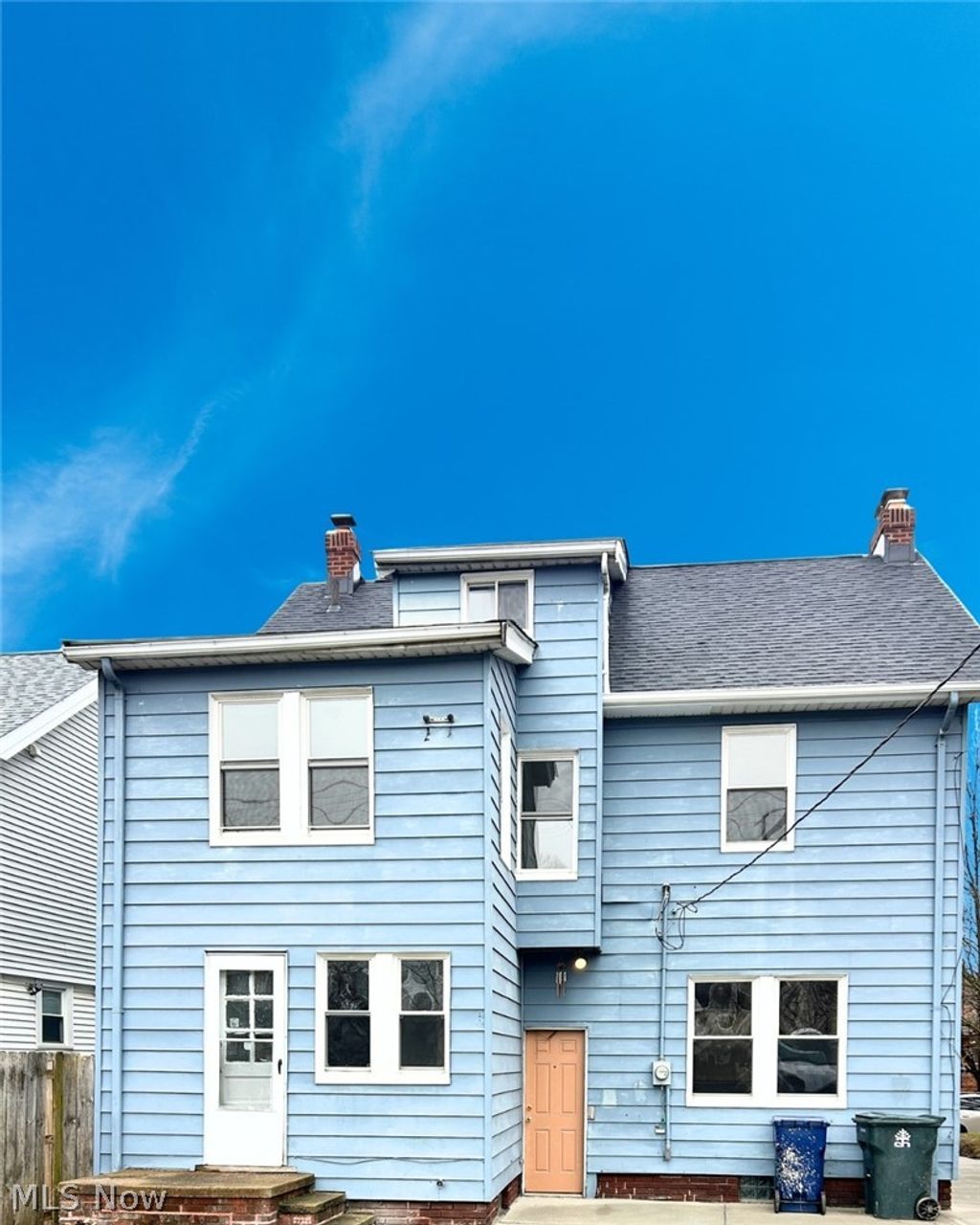 Photo of 3258 E Berkshire Road, Cleveland Heights, OH 44118 (MLS # 5190957)