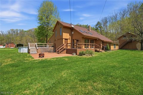 Tiny photo for 4324 Deerwalk Highway, Waverly, WV 26184 (MLS # 5203463)