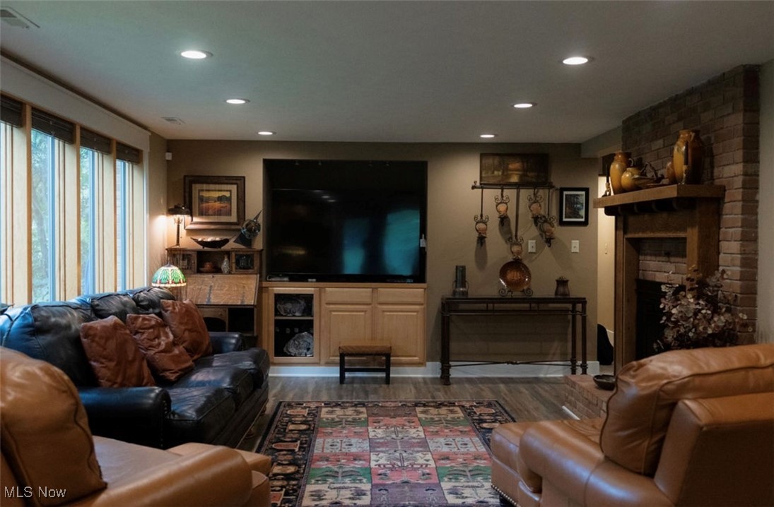 Hills & Dales - Residential