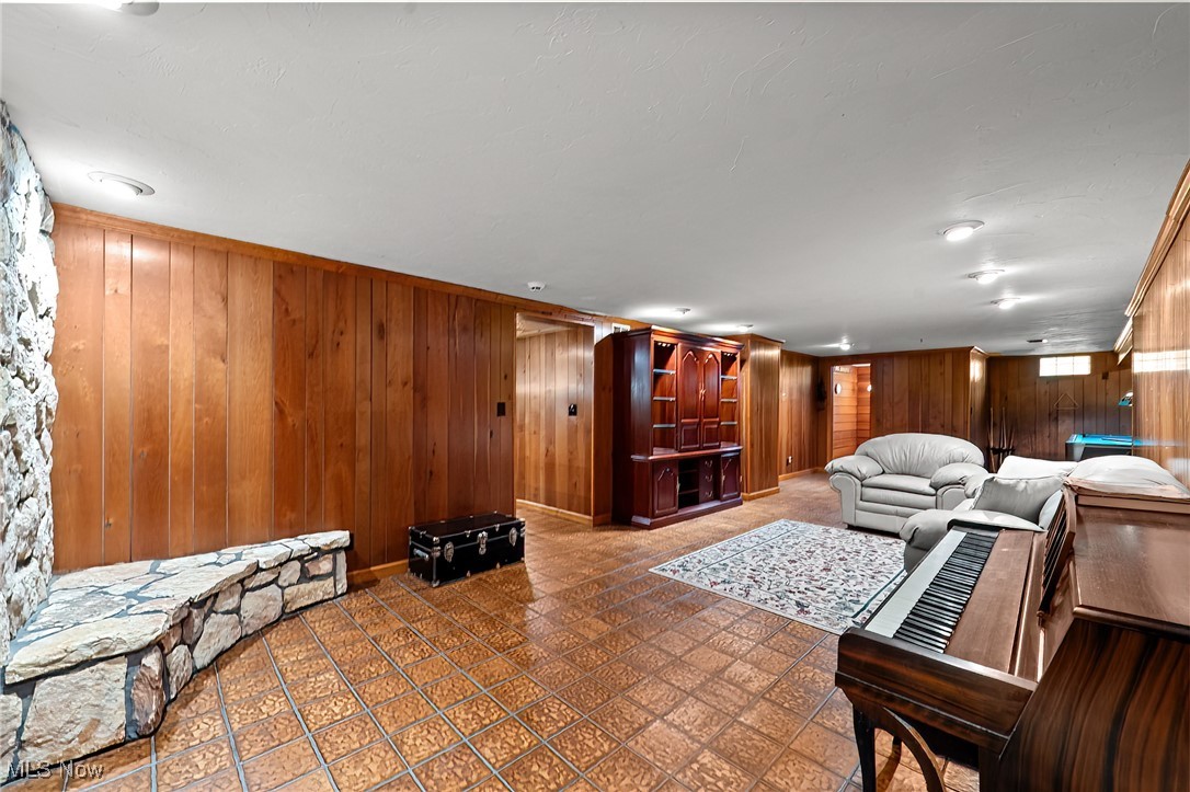 Colebright 01 - Residential