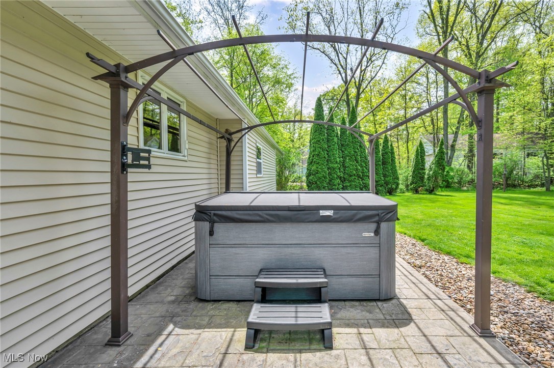 7662 State Road, Wadsworth, Ohio image 11