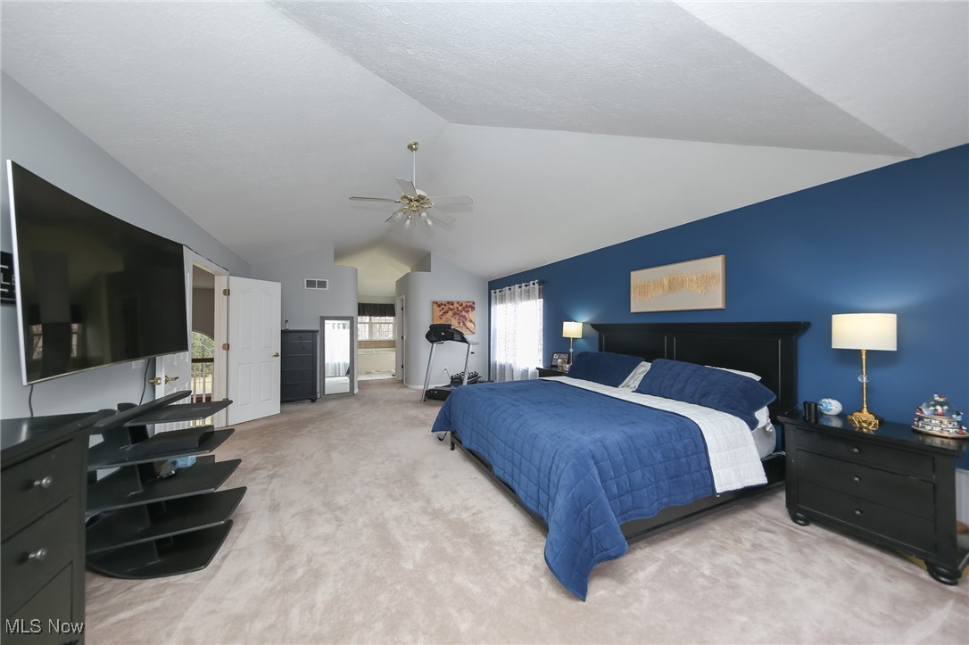 2409 Quail Hollow Holw, Avon, Ohio image 32