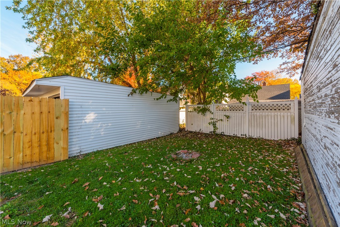 C L & L R Newells Sub - Residential Income