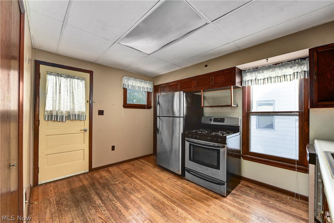 C L & L R Newells Sub - Residential Income