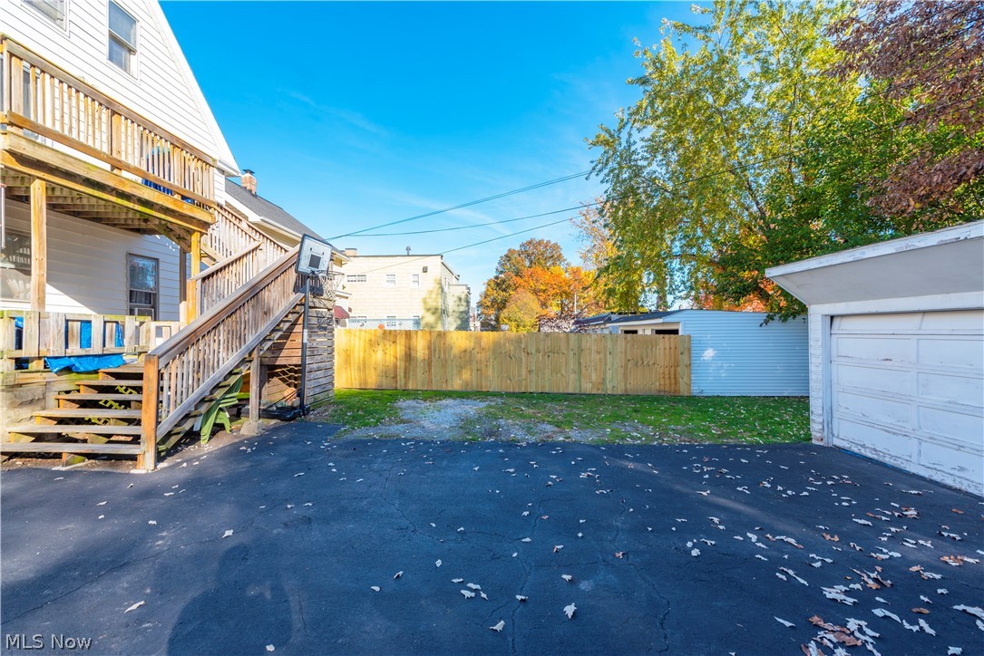 C L & L R Newells Sub - Residential Income