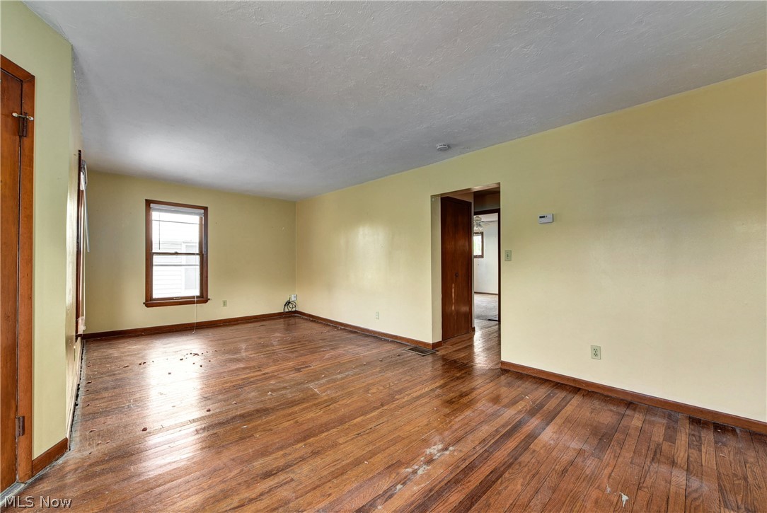 C L & L R Newells Sub - Residential Income