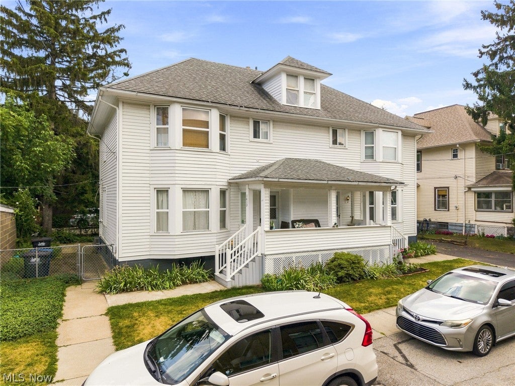 1415 Clifton Place