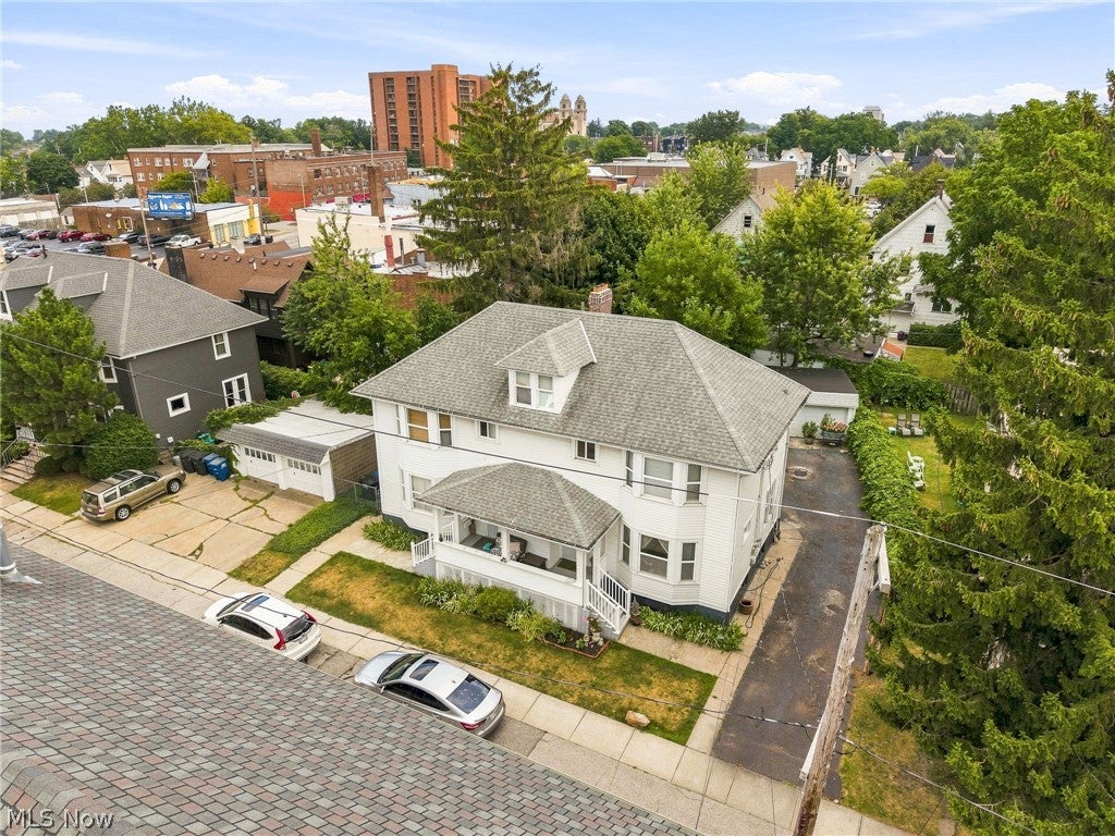 1415 Clifton Place