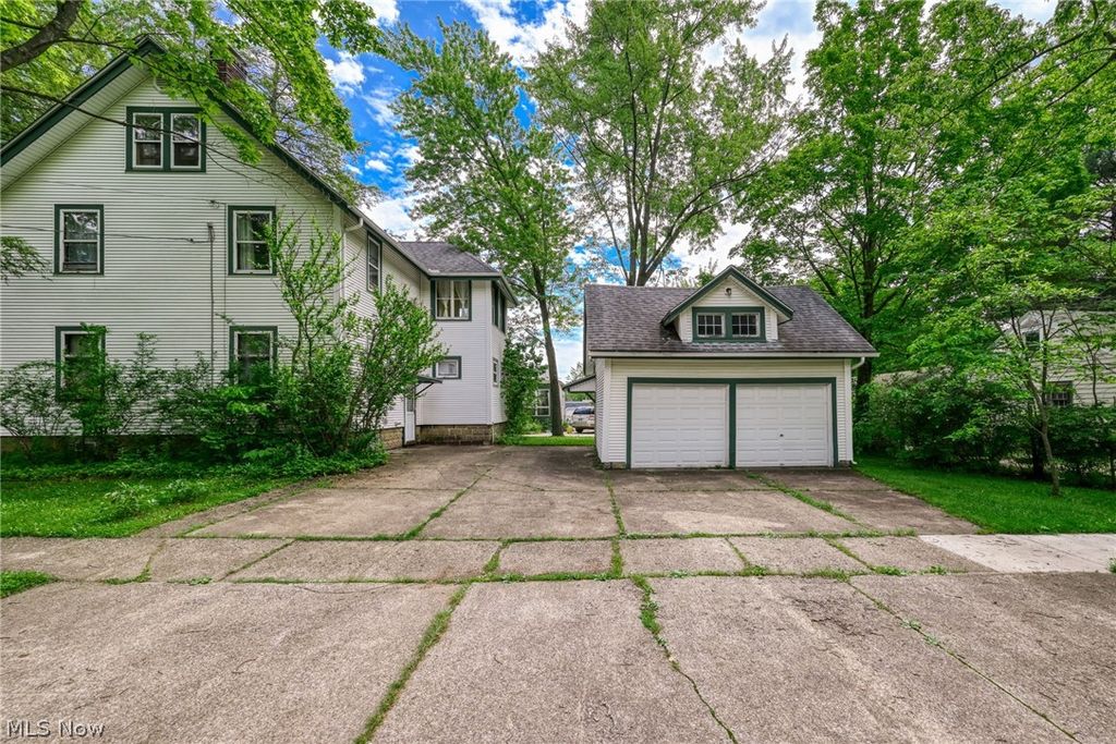 Photo of 748 E Main Street, Ravenna, OH 44266 (MLS # 5214219)