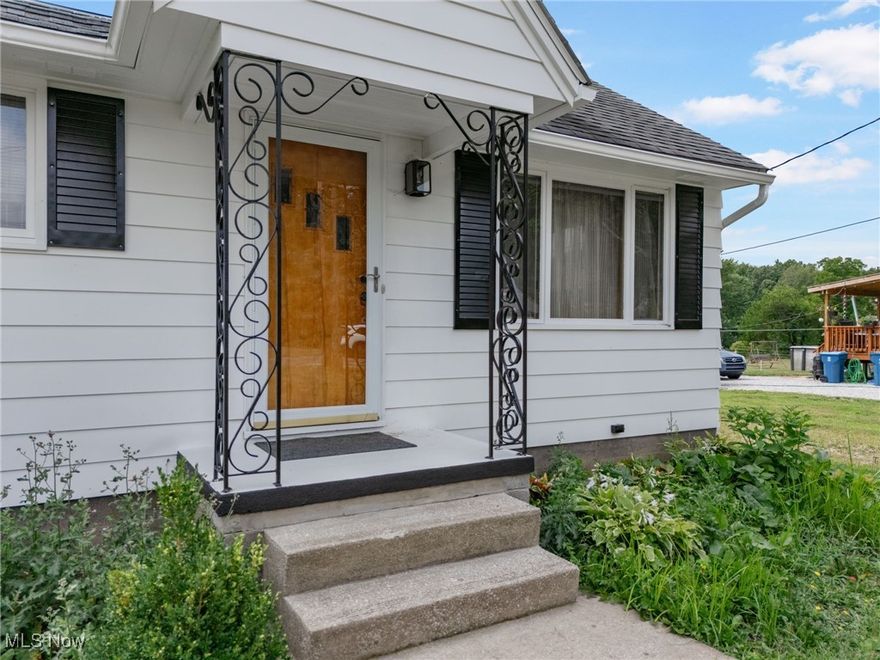 Charming 3-bed, 2-bath home with a bonus room, situated on nearly an acre of land! The main house features cozy living areas, a well-appointed kitchen, and an attached 2-car garage. Additionally, there's a 1-bed, 1-bath guest cottage with main floor living—perfect as a private retreat or rental opportunity. The property also includes a detached 1-car garage, offering extra storage or workspace. With so much potential and versatility, this property is a rare find you won't want to miss!