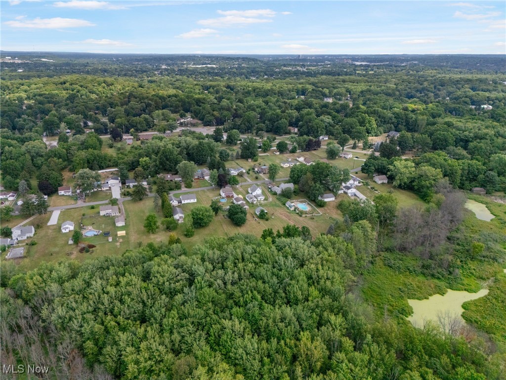 1284 Culbertson Drive, Barberton, Ohio image 40