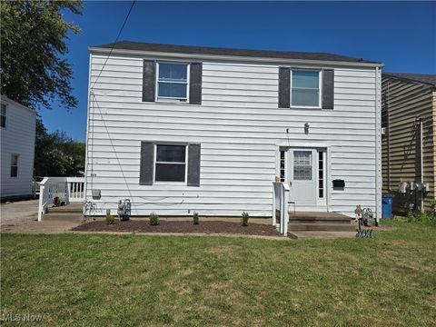 2323\/2325 Homewood Drive, Lorain, OH 44055 - #: 5155557