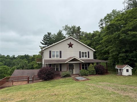 Photo of 2484 Township Road 262, Bergholz, OH 43908 (MLS # 5179896)