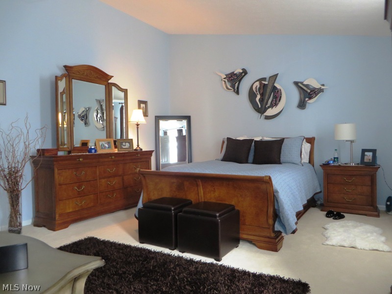 Edgebrook Condo - Residential