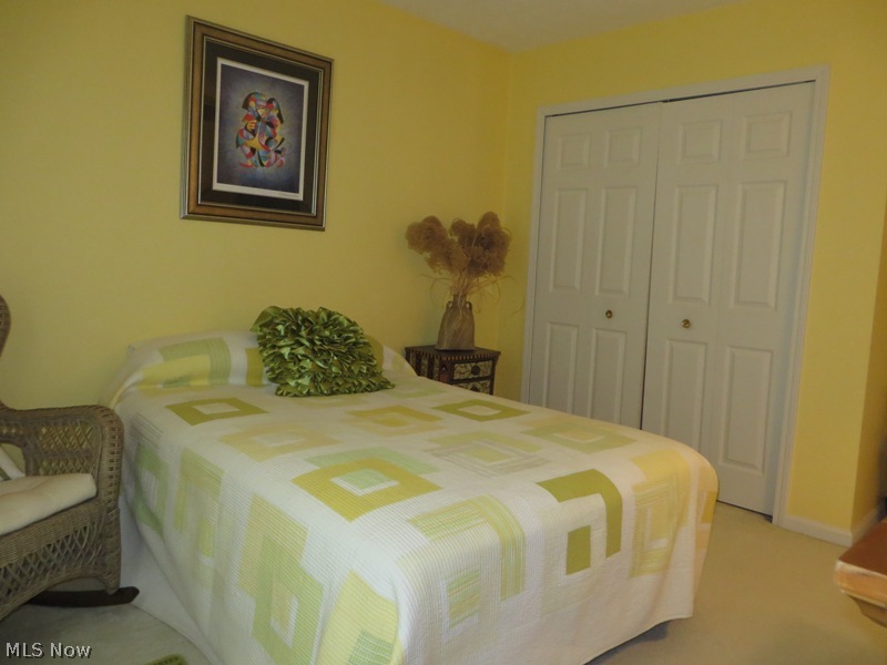 Edgebrook Condo - Residential