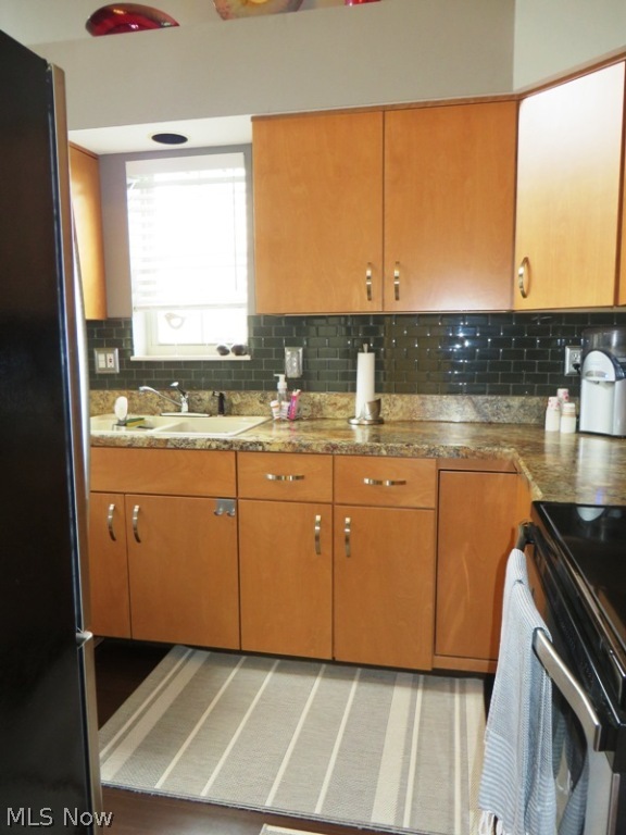 Edgebrook Condo - Residential