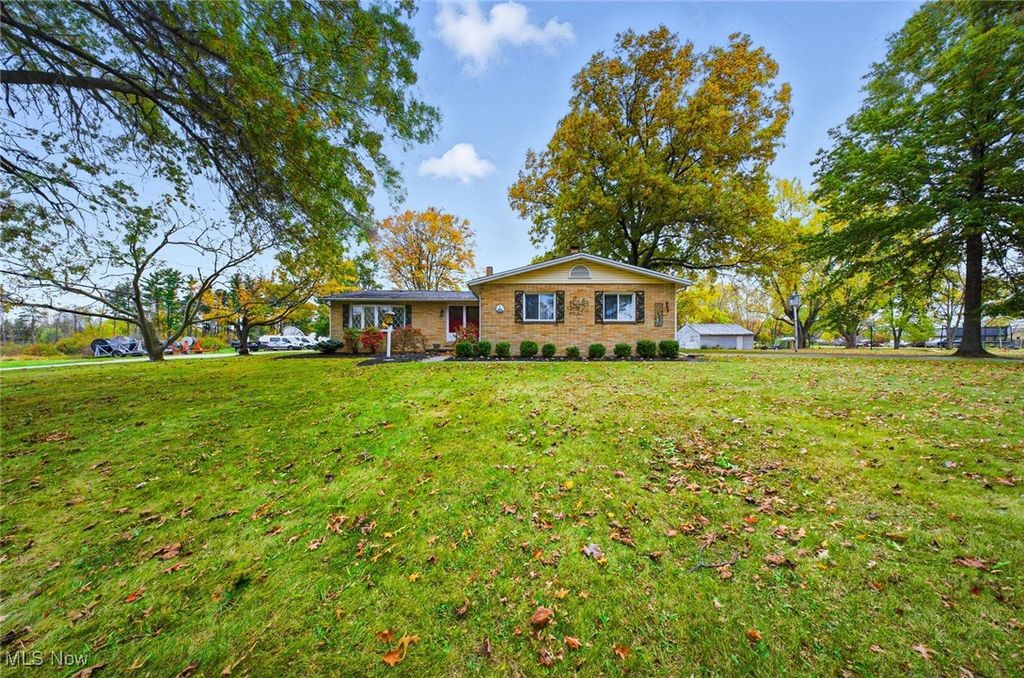 Photo of 5578 Lafayette Road, Medina, OH 44256 (MLS # 5174540)