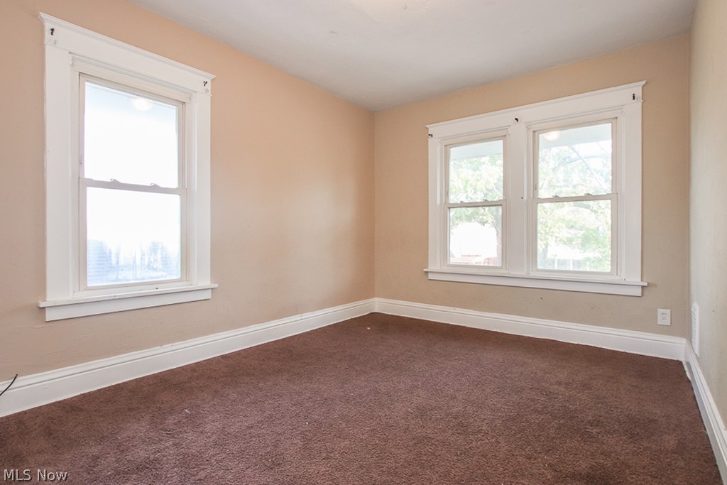 Walton Realty Companys Garfie - Residential