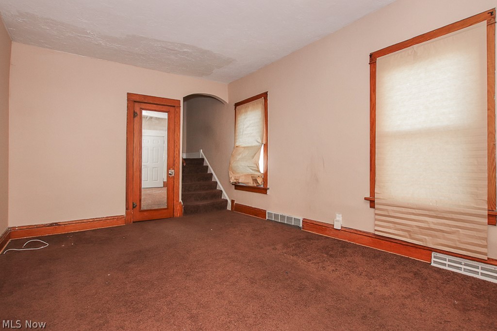 Walton Realty Companys Garfie - Residential