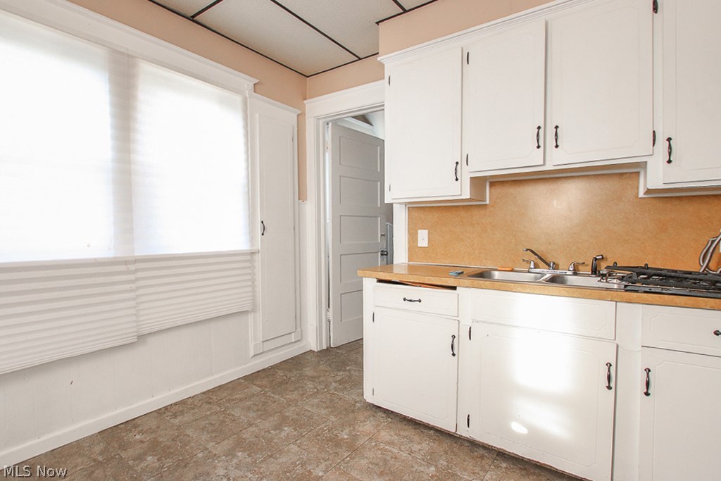 Walton Realty Companys Garfie - Residential