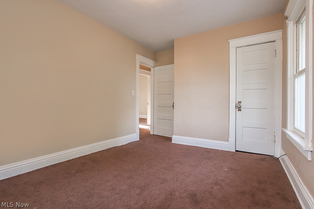 Walton Realty Companys Garfie - Residential