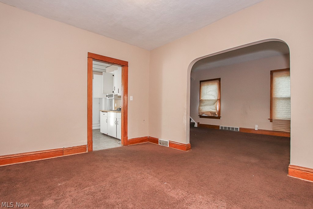 Walton Realty Companys Garfie - Residential