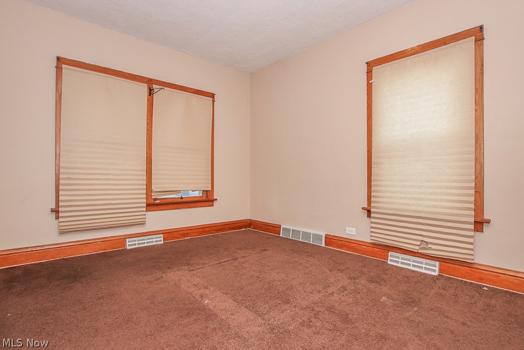 Walton Realty Companys Garfie - Residential