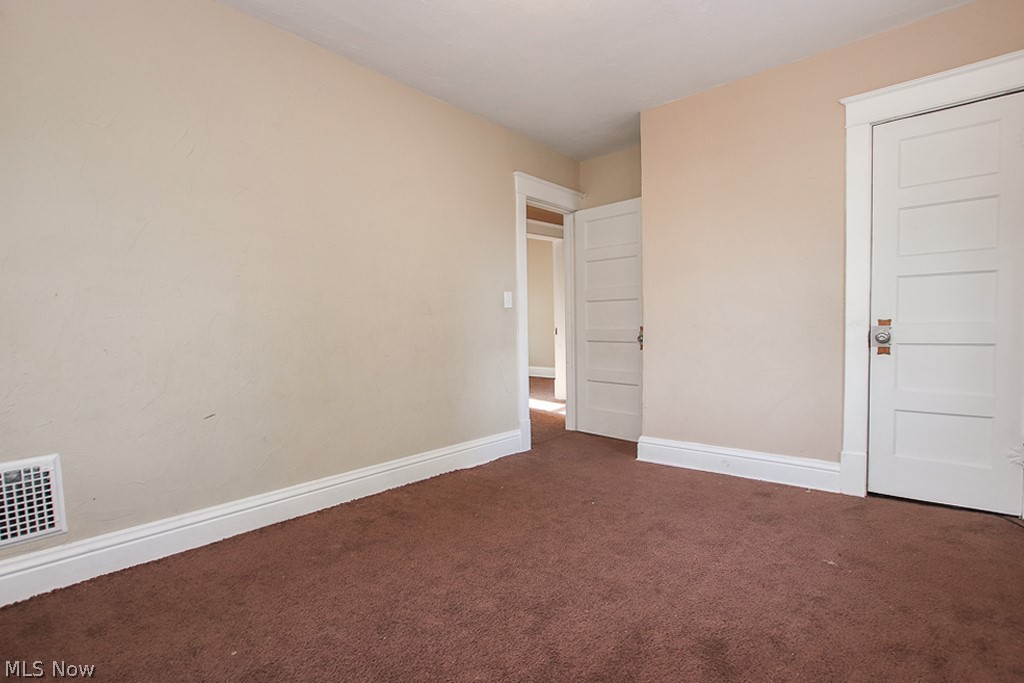 Walton Realty Companys Garfie - Residential